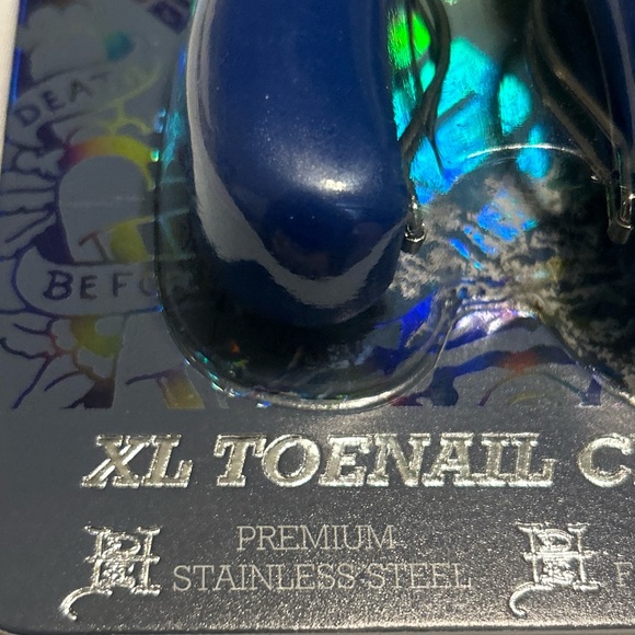 Ed Hardy 2 pc Xl Clipper Set Toenail Fingernail Ingrown Nail Grooming Set Blue - Picture 6 of 11